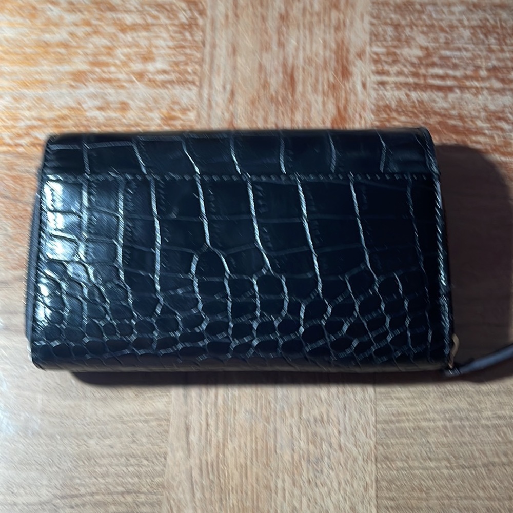 Wallet - Picture 2 of 9